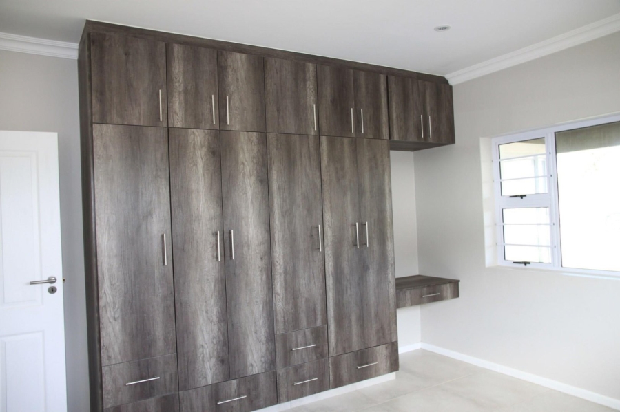 2 Bedroom Property for Sale in Kidds Beach Eastern Cape